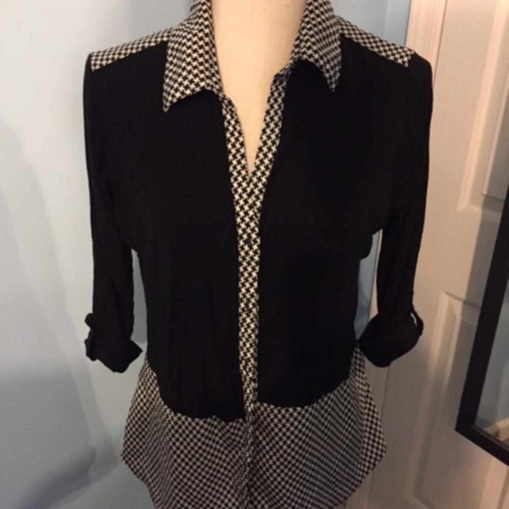 Colorblock black and houndstooth top